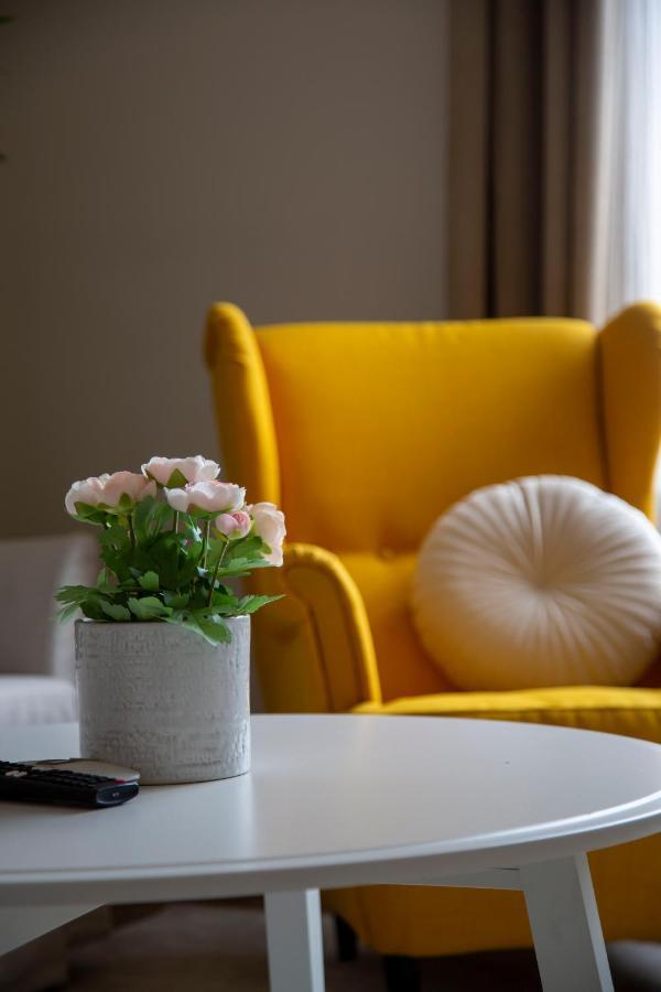 Luxurious Central Apartment In Liszt Ferenc Square ブダペスト エクステリア 写真